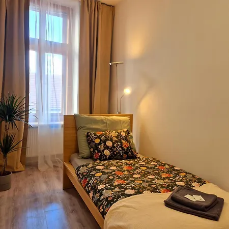 Center - Měšťanský Dům Minoritská * Brno
